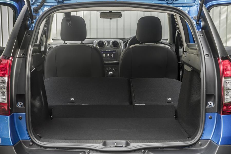 Багажник Dacia Logan MCV Stepway 2017 года  (UK) (фото 16 из 40)